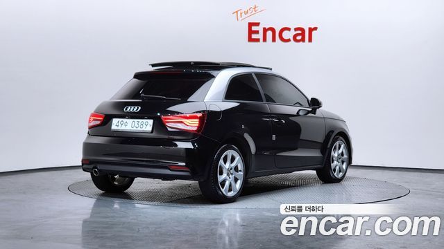 Audi A1 2015 — photo 2