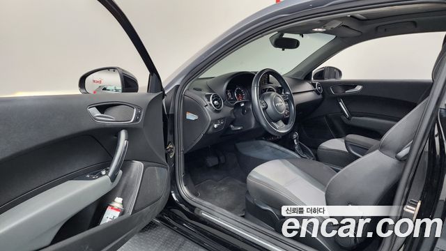 Audi A1 2015 — photo 10