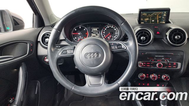 Audi A1 2015 — photo 13