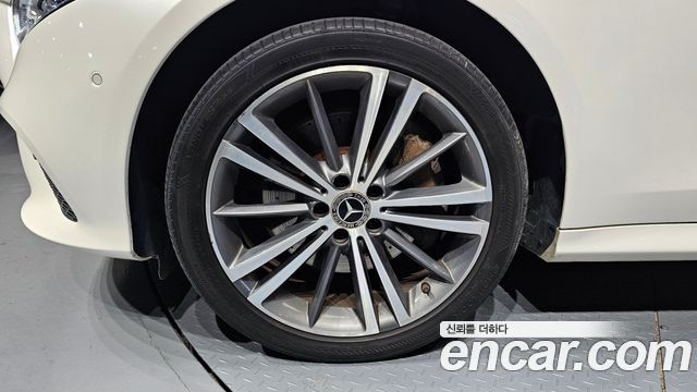 Mercedes-Benz CLS-Class 2019 — photo 5