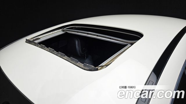 Mercedes-Benz CLS-Class 2019 — photo 19