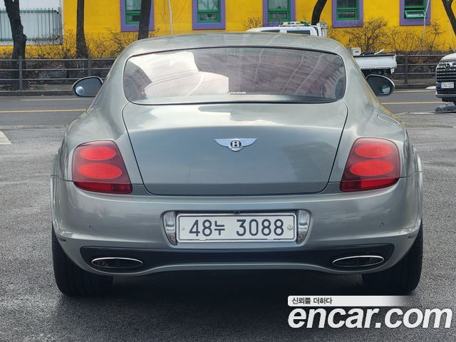Bentley Continental 2010 — photo 2