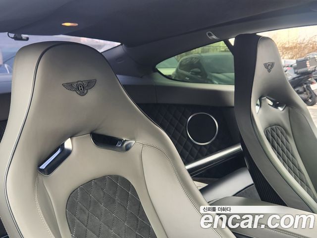 Bentley Continental 2010 — photo 6
