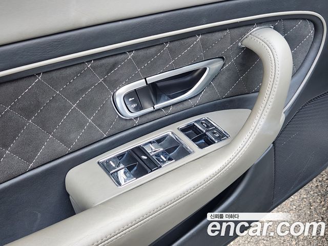 Bentley Continental 2010 — photo 10