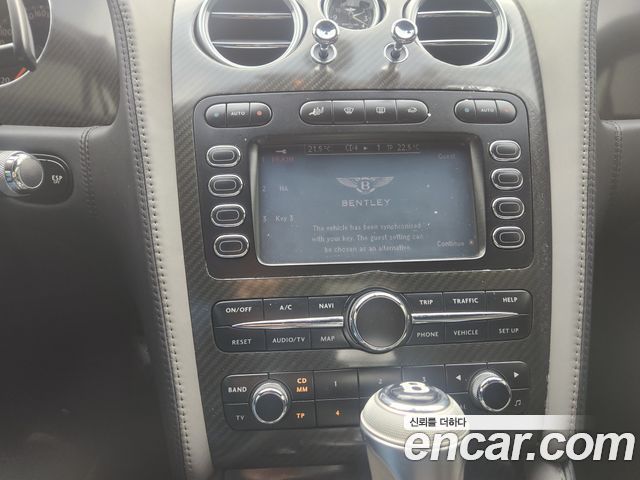 Bentley Continental 2010 — photo 19