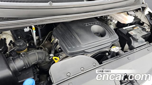 Hyundai Starex 2017 — photo 6