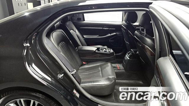 Genesis EQ900 2017 — photo 11