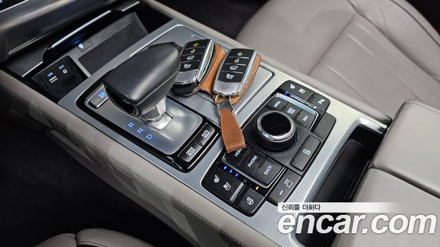 Genesis G80 2017 — photo 9