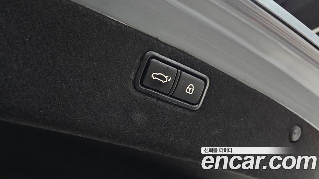 Genesis G80 2017 — photo 19