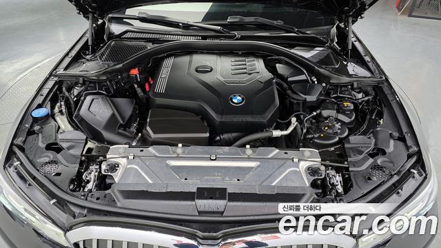BMW 3-Series 2020 — photo 6