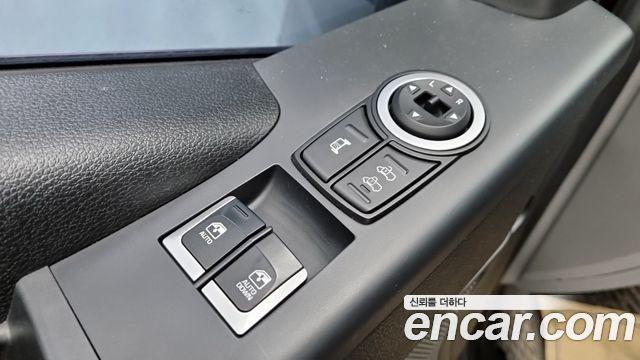 Hyundai Solati 2018 — photo 16