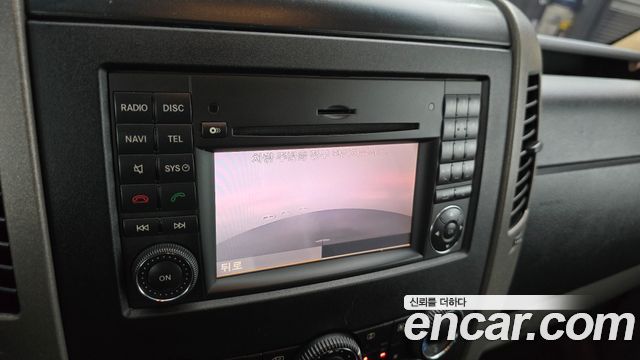 Mercedes-Benz Sprinter 2011 — photo 16