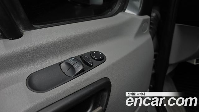 Mercedes-Benz Sprinter 2011 — photo 17
