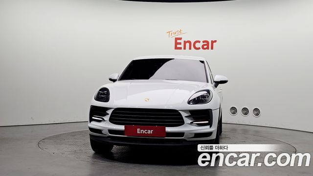 Porsche Macan 2020 — photo 3