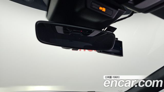 Porsche Macan 2020 — photo 19