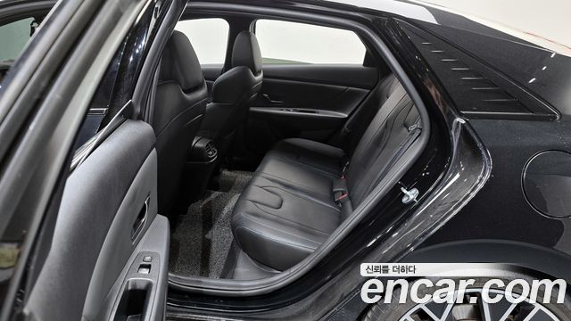 Hyundai AVANTE 2022 — photo 12