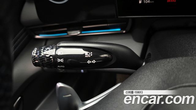 Hyundai AVANTE 2022 — photo 19