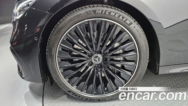 Mercedes-Benz E-Class 2026 — photo 5