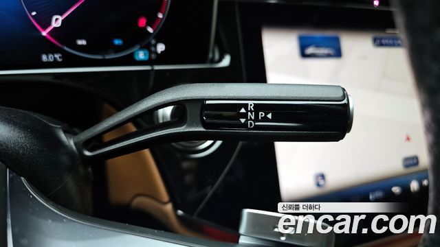 Mercedes-Benz E-Class 2026 — photo 9