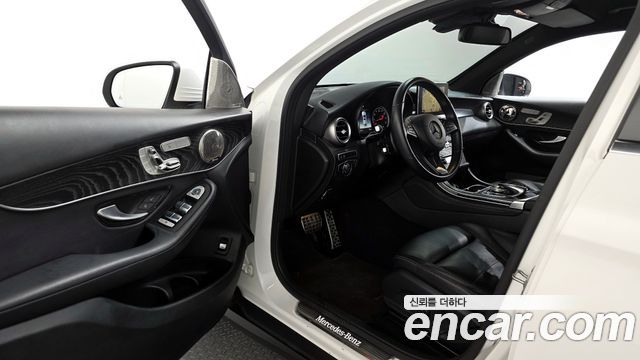 Mercedes-Benz GLC-Class 2019 — photo 10