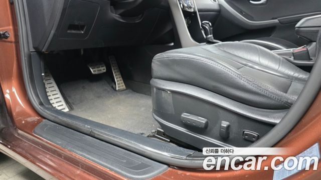 Hyundai i30 2012 — photo 17