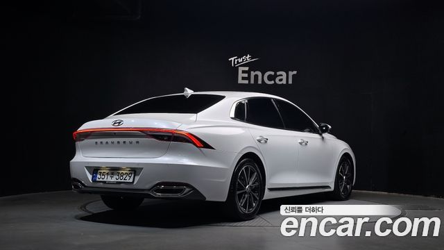 Hyundai Grandeur 2023 — photo 2