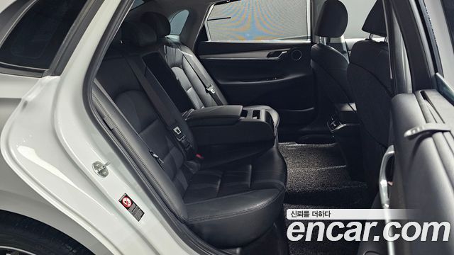 Hyundai Grandeur 2023 — photo 12
