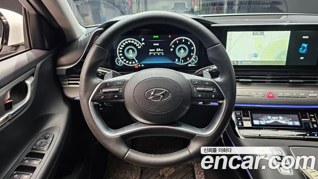 Hyundai Grandeur 2023 — photo 13