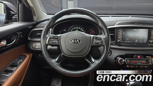 Kia Sorento 2018 — photo 13