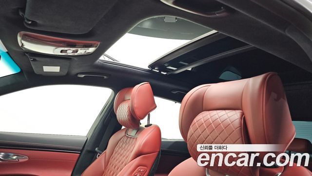 Genesis GV70 2023 — photo 18