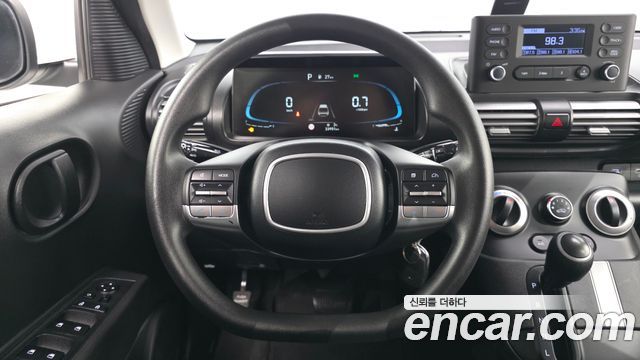 Hyundai Casper 2023 — photo 13