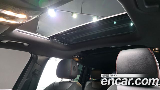 Mercedes-Benz GLB-Class 2023 — photo 19