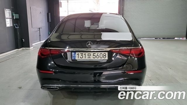Mercedes-Benz S-Class 2024 — photo 4