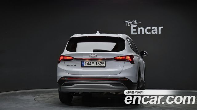 Hyundai Santafe 2022 — photo 4