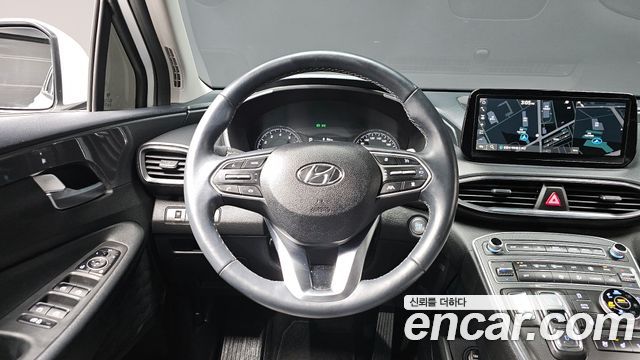 Hyundai Santafe 2022 — photo 13