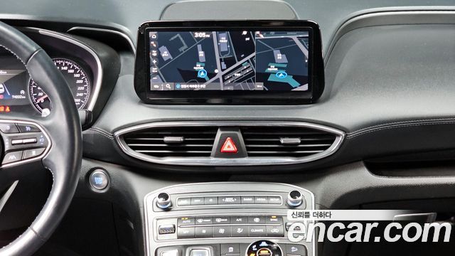 Hyundai Santafe 2022 — photo 14