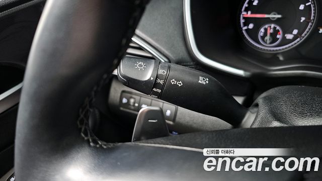 Hyundai Santafe 2022 — photo 17