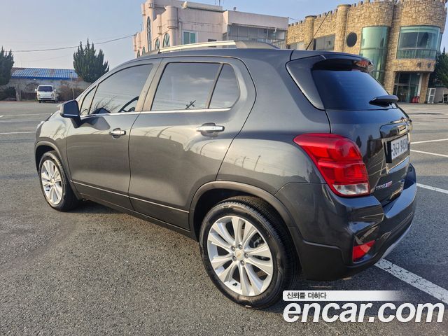 Chevrolet Korea Trax 2017 — photo 3
