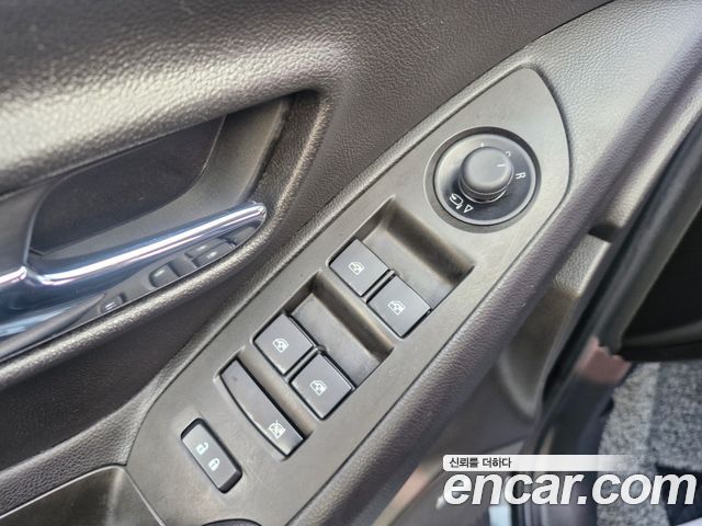 Chevrolet Korea Trax 2017 — photo 14