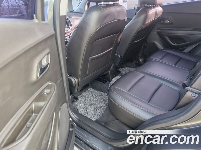 Chevrolet Korea Trax 2017 — photo 16