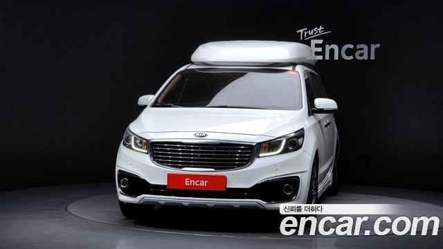 Kia Canival 2018 — photo 3