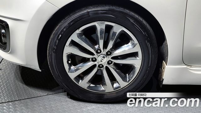 Kia Canival 2018 — photo 5