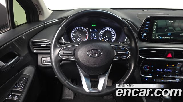 Hyundai Santafe 2019 — photo 14