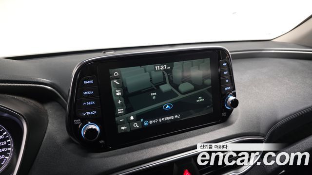 Hyundai Santafe 2019 — photo 15