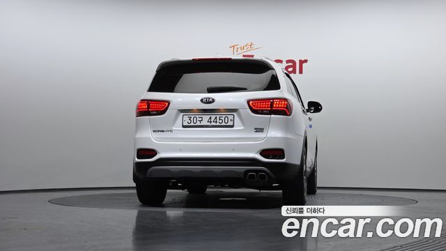Kia Sorento 2018 — photo 4