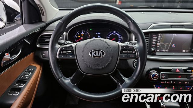 Kia Sorento 2018 — photo 13