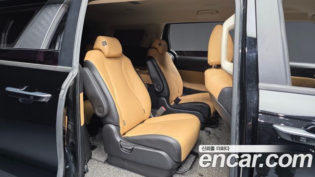 Kia Canival 2022 — photo 12