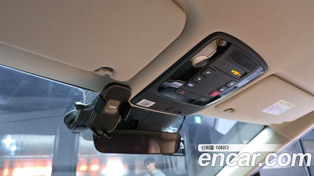 Kia Canival 2022 — photo 17