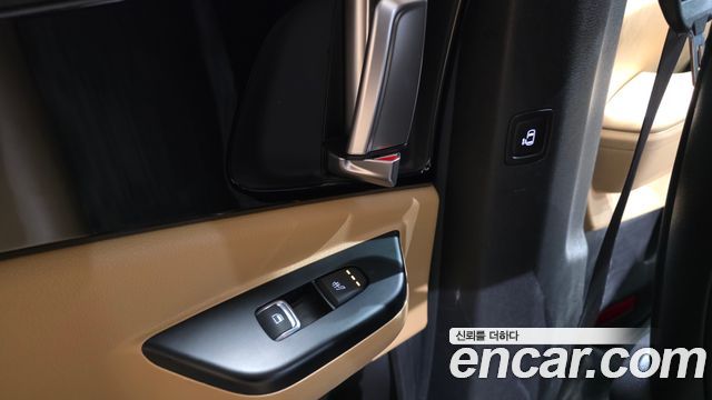 Kia Canival 2022 — photo 19