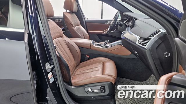 BMW X6 2023 — photo 11